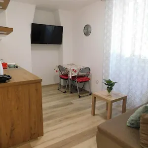 Studio Marinella Apartman