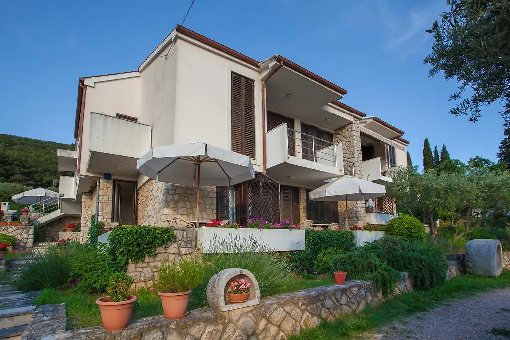 Apartments Ljubo & Lili Cres